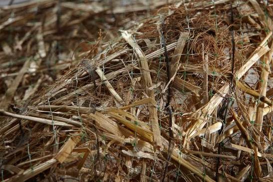 Landlok S1 - Single Net Straw Blanket - 8' x 112.5'