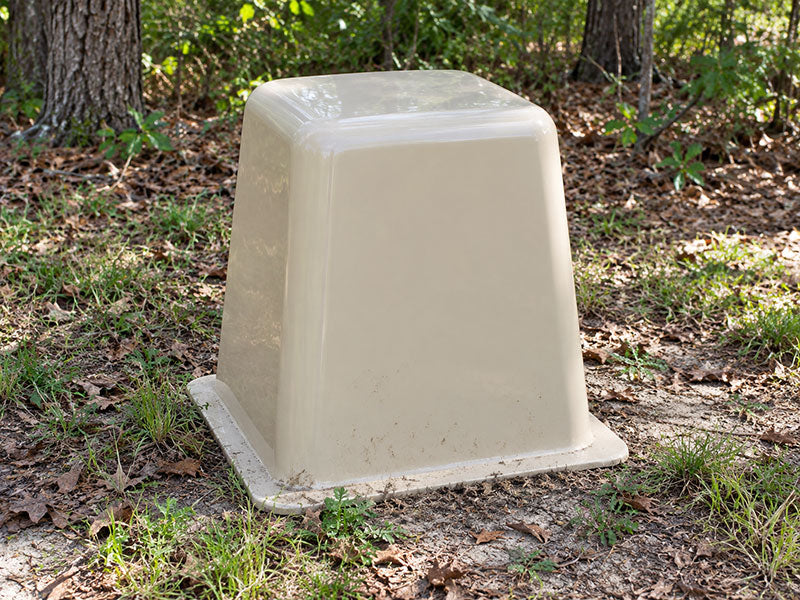 Piedmont Fiberglass Well Cover - 18″ L × 18″ W × 22″ H