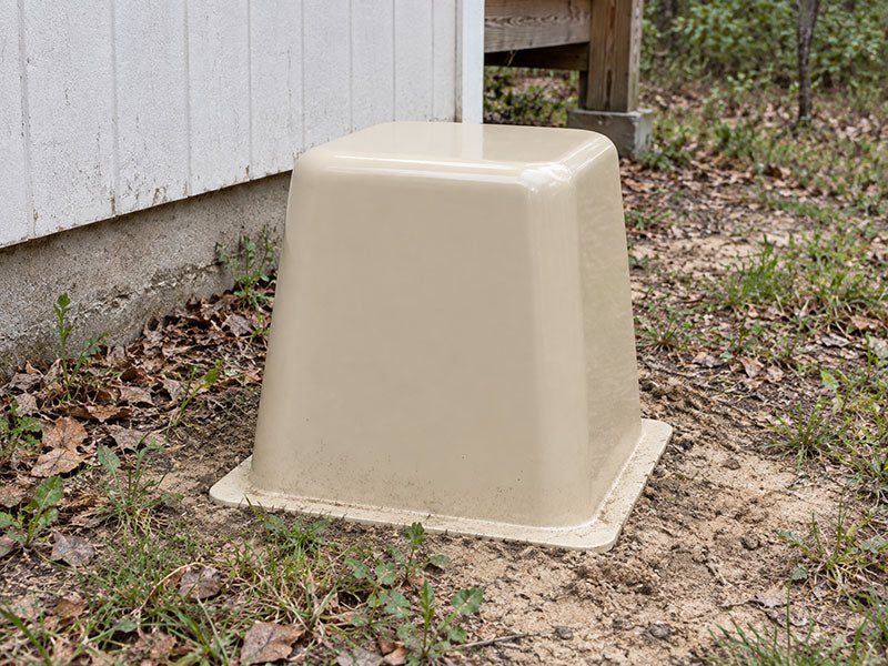 Piedmont Fiberglass Well Cover - 18″ L × 18″ W × 22″ H