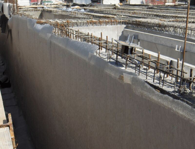 Retaining Wall Drainage Mat - EnkaDrain 3811